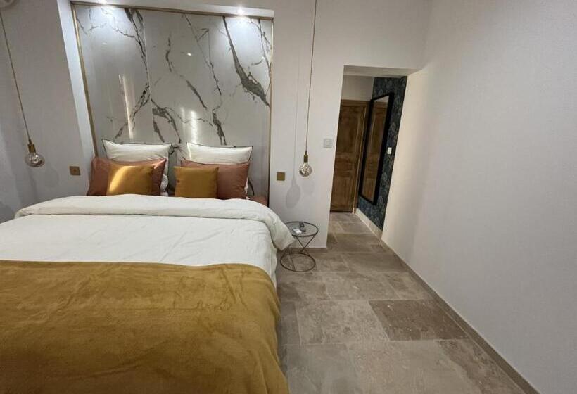 1ベッドルームハウス, La Suite De Charme Du Mas De La Fontaine De Jonquier Avec Spa Privatif