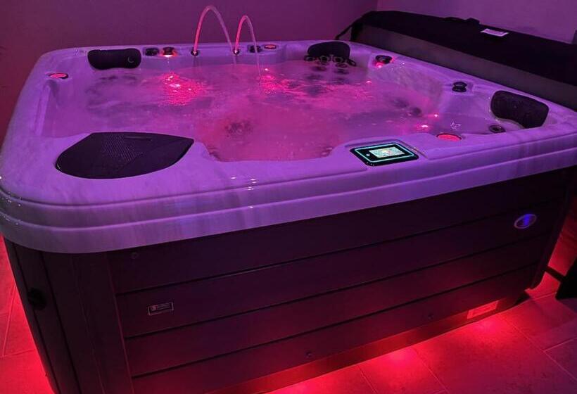 1ベッドルームハウス, La Suite De Charme Du Mas De La Fontaine De Jonquier Avec Spa Privatif