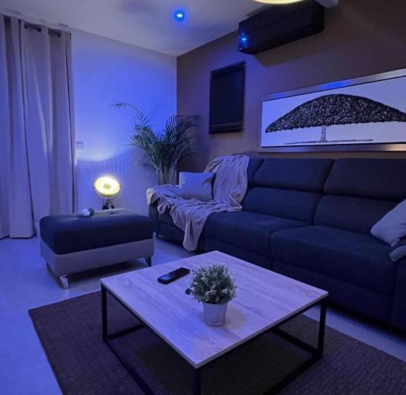 1ベッドルームハウス, La Suite De Charme Du Mas De La Fontaine De Jonquier Avec Spa Privatif