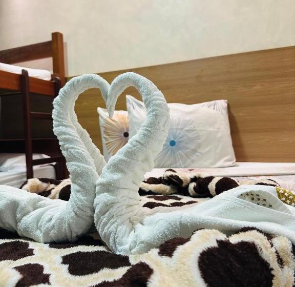 Quarto Quádruplo Estandar, Pousada Ilha Bela