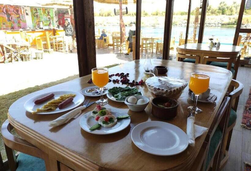 اتاق استاندارد یک نفره, Fenti Nubian Resort