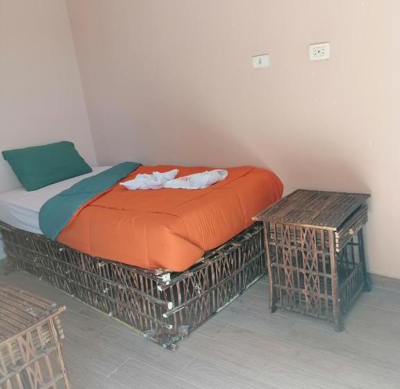 اتاق استاندارد یک نفره, Fenti Nubian Resort