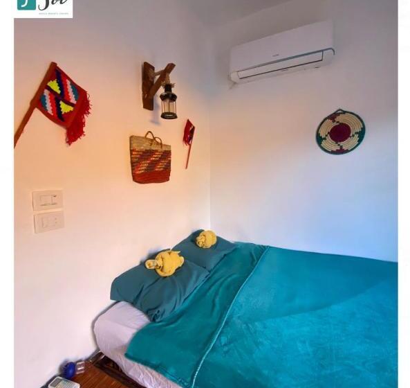 اتاق استاندارد یک نفره, Fenti Nubian Resort