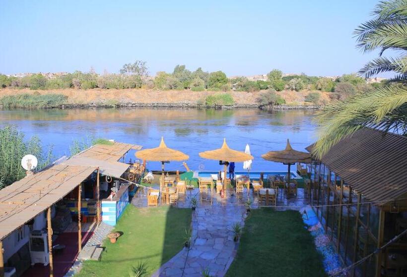 اتاق استاندارد با تخت بزرگ, Fenti Nubian Resort