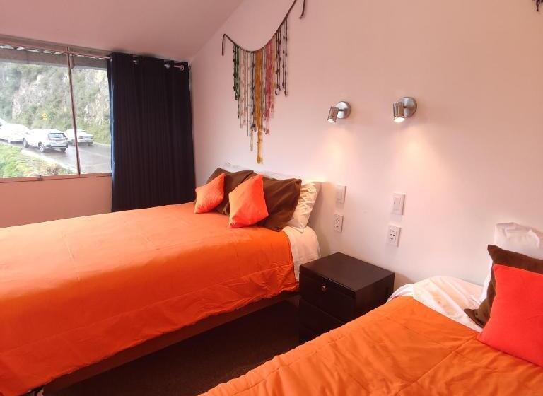 Quarto Triplo Estandar, Casa Sapantiana Con Vista Al Bosque, Cerca A Sacsayhuaman