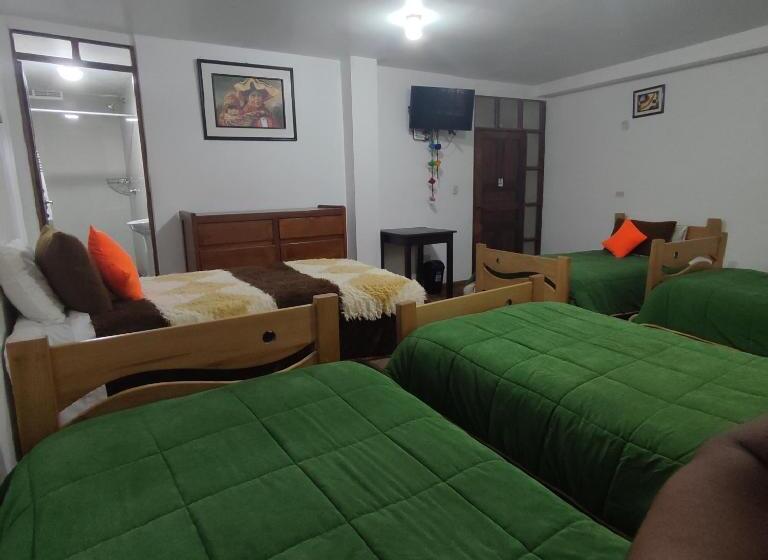 Quarto Quádruplo Estandar, Casa Sapantiana Con Vista Al Bosque, Cerca A Sacsayhuaman