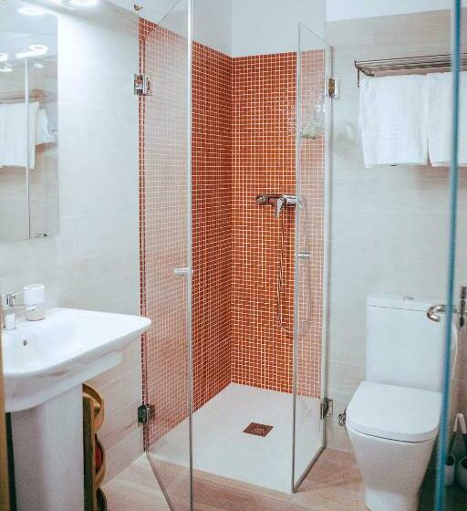 اتاق استاندارد, Hostal Iratibizkar