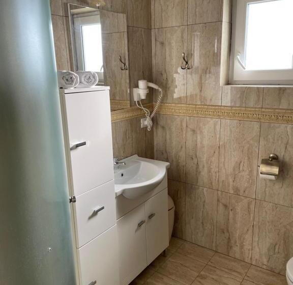 低层单卧公寓, Vila Belanto