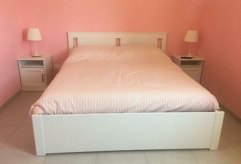 غرفة قياسية, B&b “la Pergola”