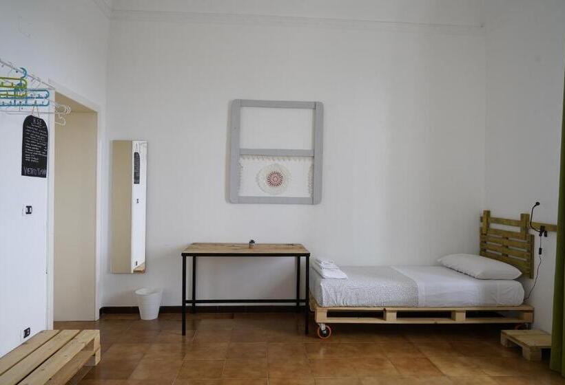 חדר סטנדרט, House Sud Est