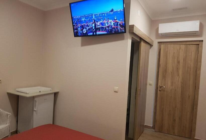 جناح, O Cantinho