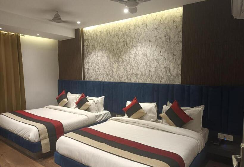 ファミリールーム, Oscar