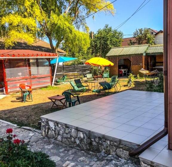 Apartament 2 Sypialnie, Casa Silvia