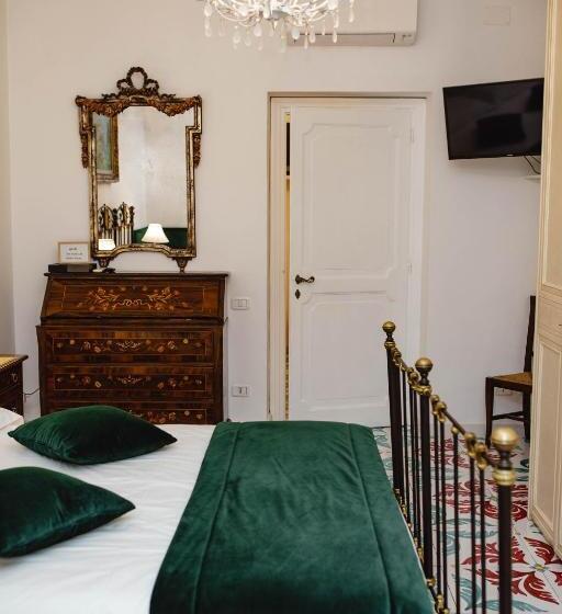 اتاق دوبلکس, Delfini Trevi House