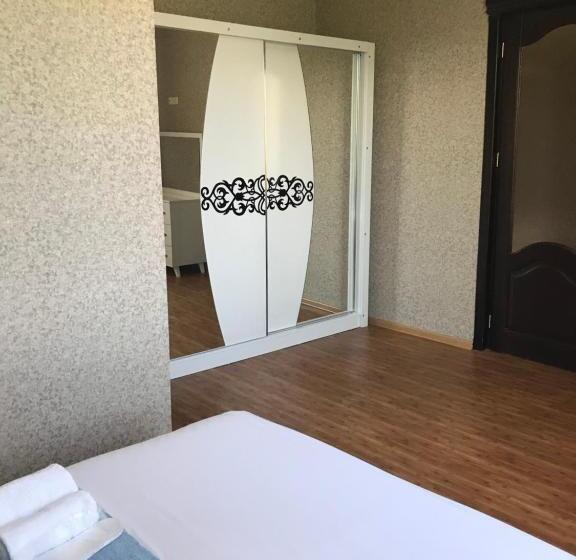 سوییت خانوادگی, Nani S Sweet Home