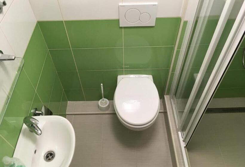 기본룸, Penzion Rehek