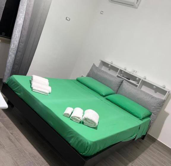 标准间, White Room