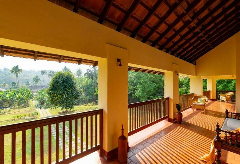 Номер Стандарт, Windermere River House