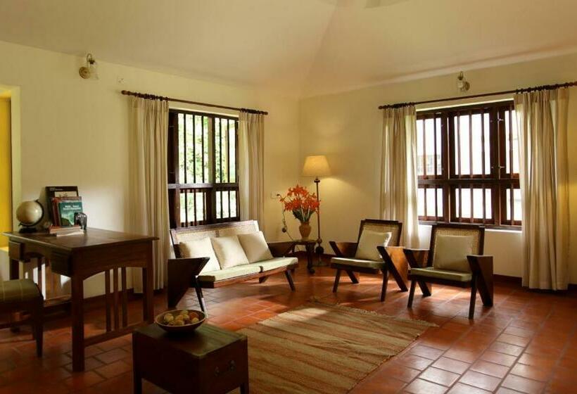 Номер Стандарт, Windermere River House