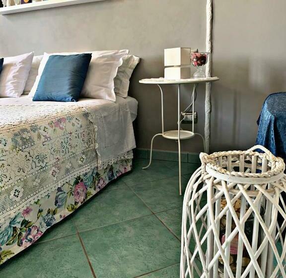 带大床的标准间, B&b Blanda