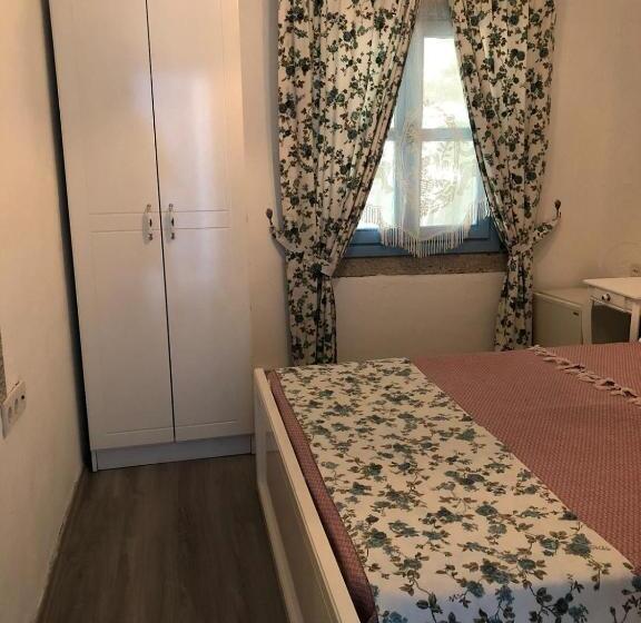 スタンダードルーム, çakir Bey