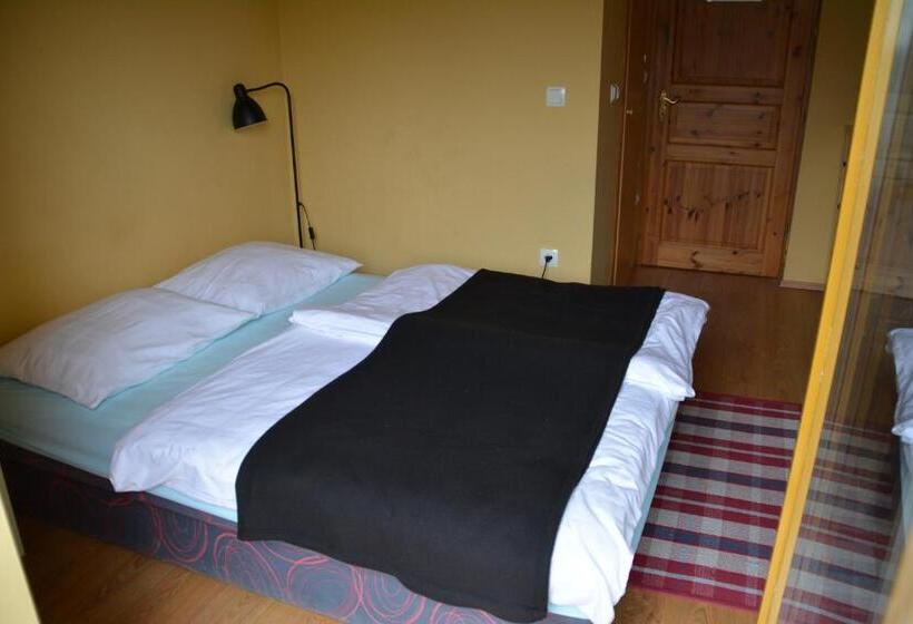 اتاق استاندارد, Vila Mangart