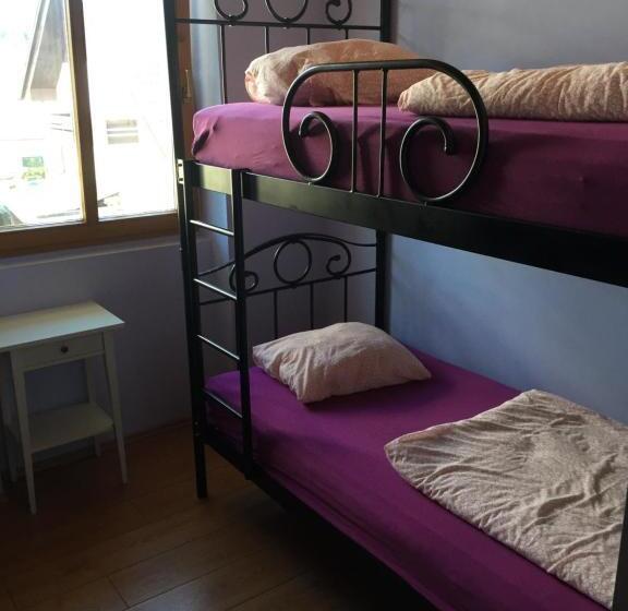 Economy Quadruple Room, Vila Mangart