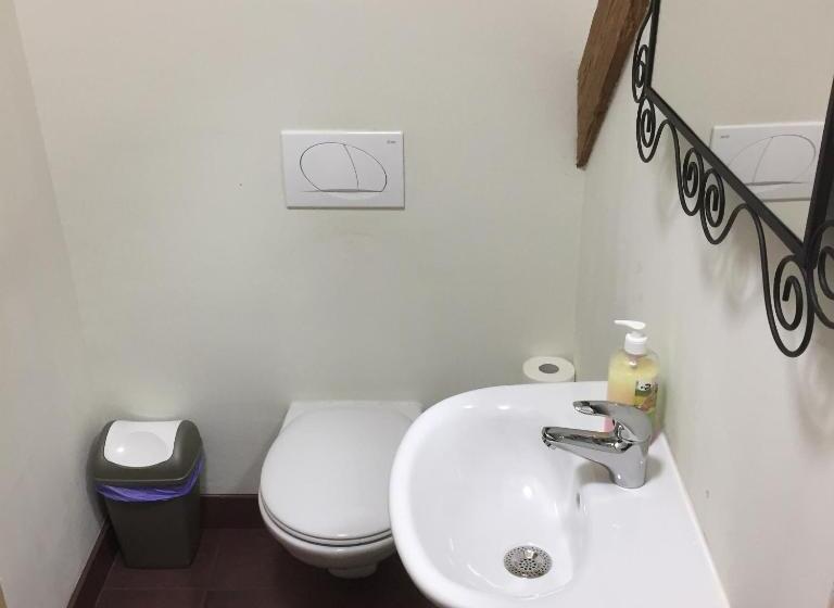 اتاق خانوادگی, Vila Mangart