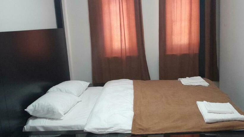 חדר סטנדרט לארבעה, Sunrise Nemrut Güneş Motel