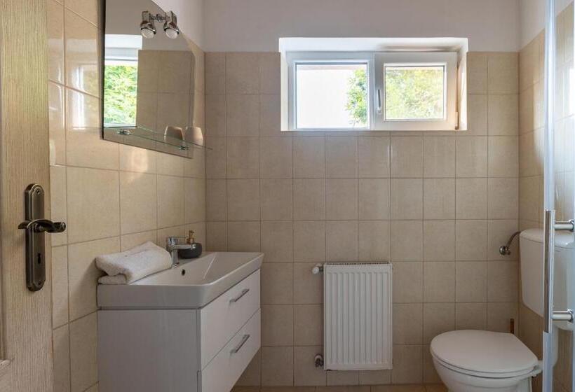 带1个卧室的公寓, Adél Vendégház