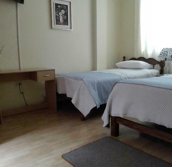 اتاق استاندارد, Apart & Hostal Manualé