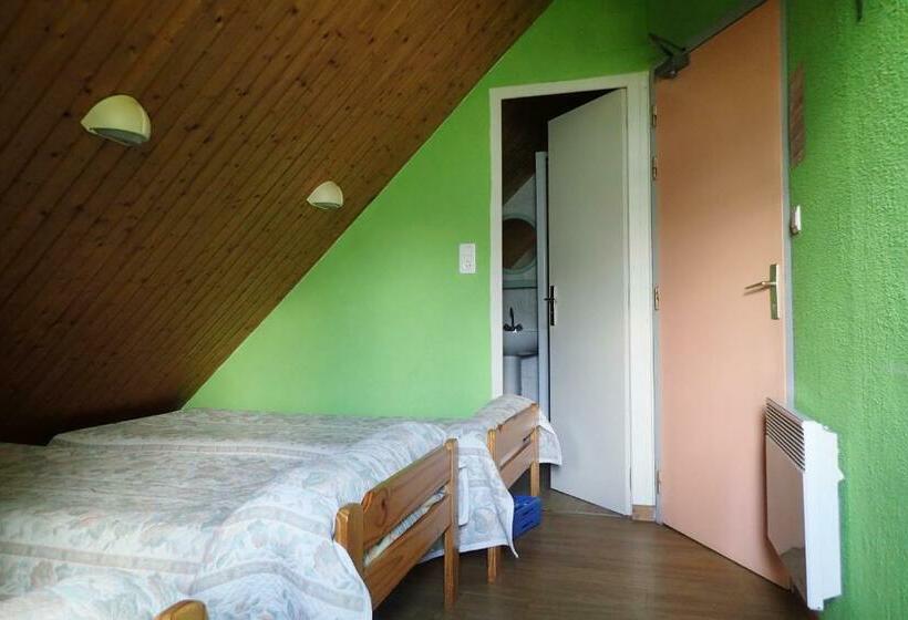 스탠다드 트리플 룸, Gîte Soum De L Ase