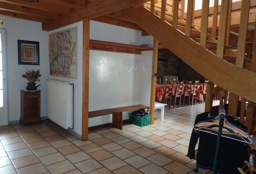 스탠다드 트리플 룸, Gîte Soum De L Ase