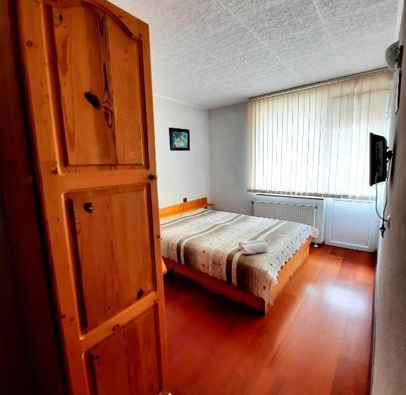 חדר אקונומי, Guesthouse Classic