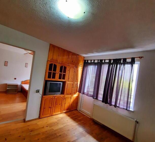 סוויטה משפחתית, Guesthouse Classic