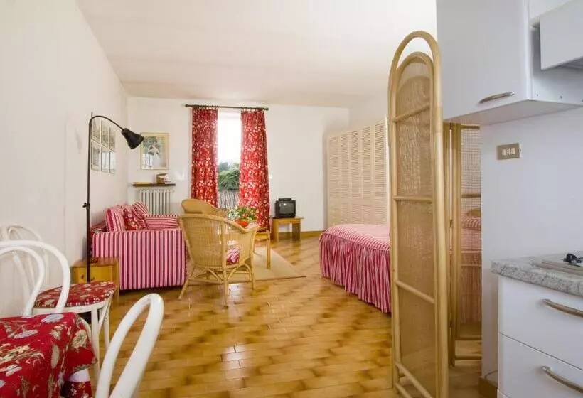 استودیوی استاندارد, Agriturismo Il Torrione