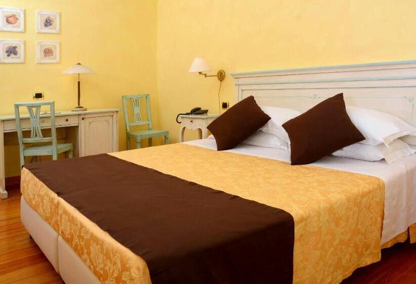 غرفة قياسية, Albergo Dimora Storica Antica Hostelleria