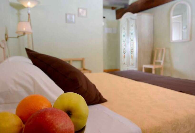 غرفة قياسية, Albergo Dimora Storica Antica Hostelleria