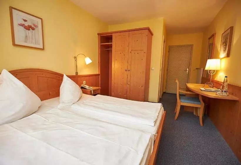 スタンダードルーム, Gasthof Hotel Zur Post Samerberg
