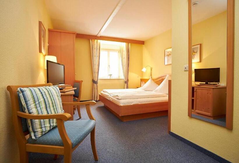 スタンダードルーム, Gasthof Hotel Zur Post Samerberg