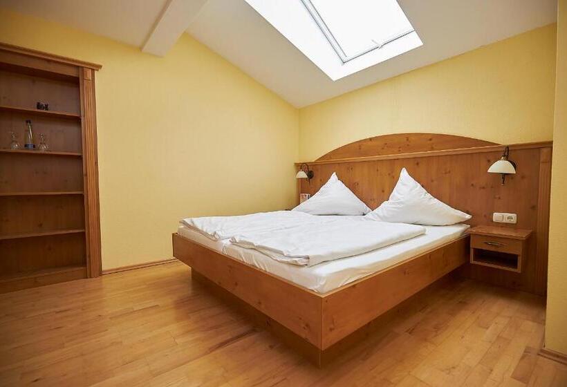 Апартаменты 1 Спальня, Gasthof Hotel Zur Post Samerberg