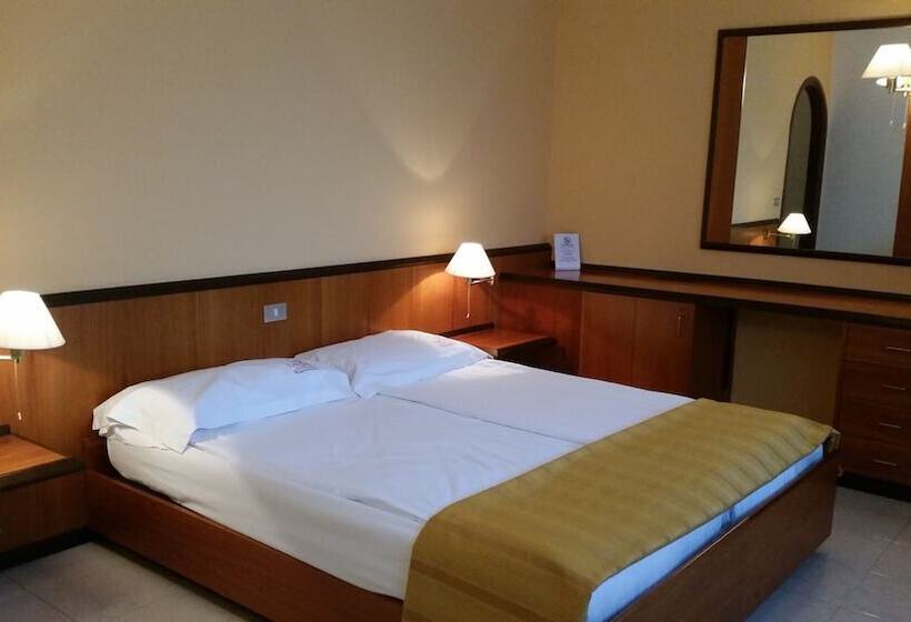 スタンダードルーム, Ai Cadelach Hotel Giulia