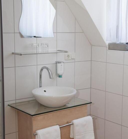 标准间, Bienefeld