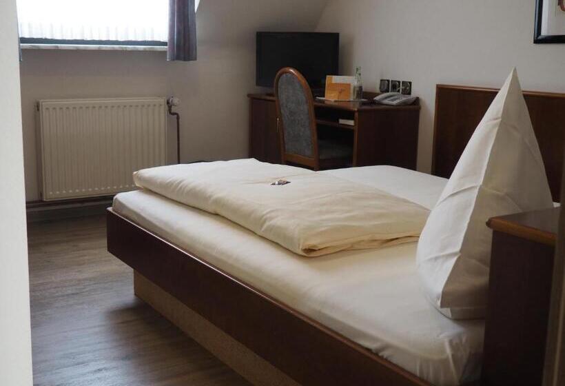 标准间, Bienefeld