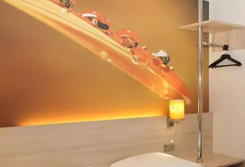 スタンダードトリプルルーム, Brit Hotel Essentiel De Granville