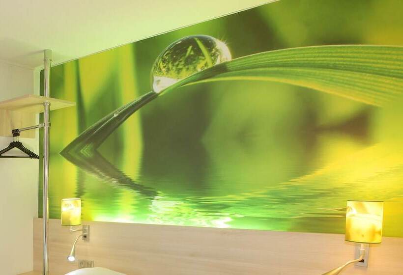 スタンダードトリプルルーム, Brit Hotel Essentiel De Granville