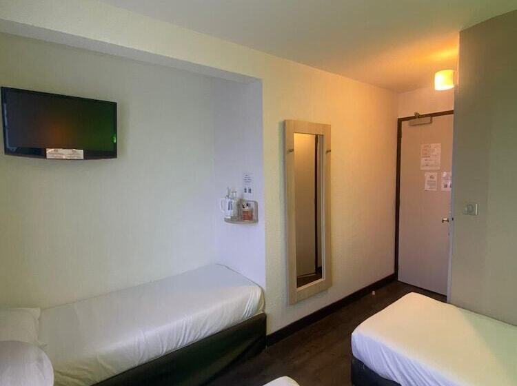 スタンダードトリプルルーム, Brit Hotel Essentiel De Granville