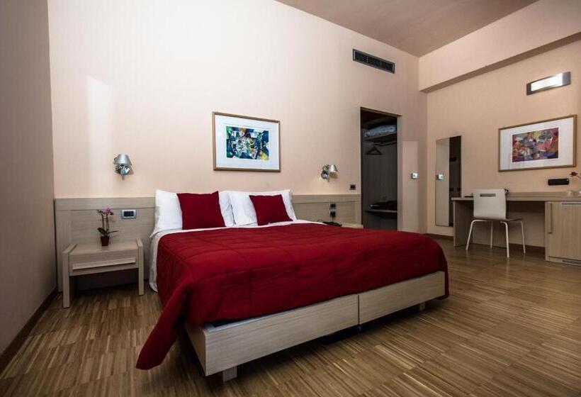 اتاق استاندارد, Grand Hotel Garden