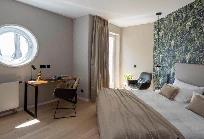 标准间, Hofgut Wißberg  Das Weinberg