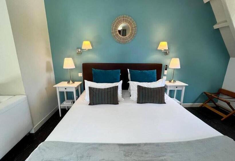 高级大房间, Hôtel Les Vieilles Tours Rocamadour